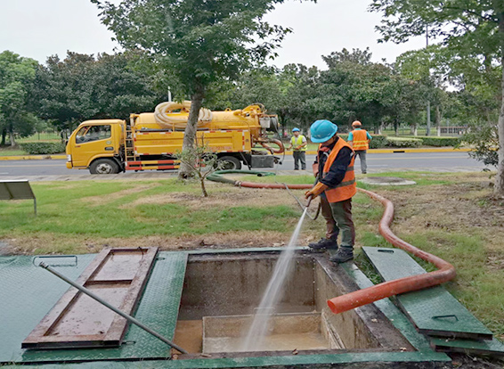 老城镇化油池清理